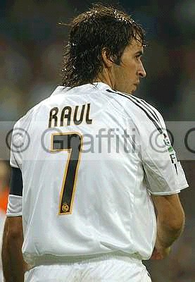 la 1ere regarde le 2iem